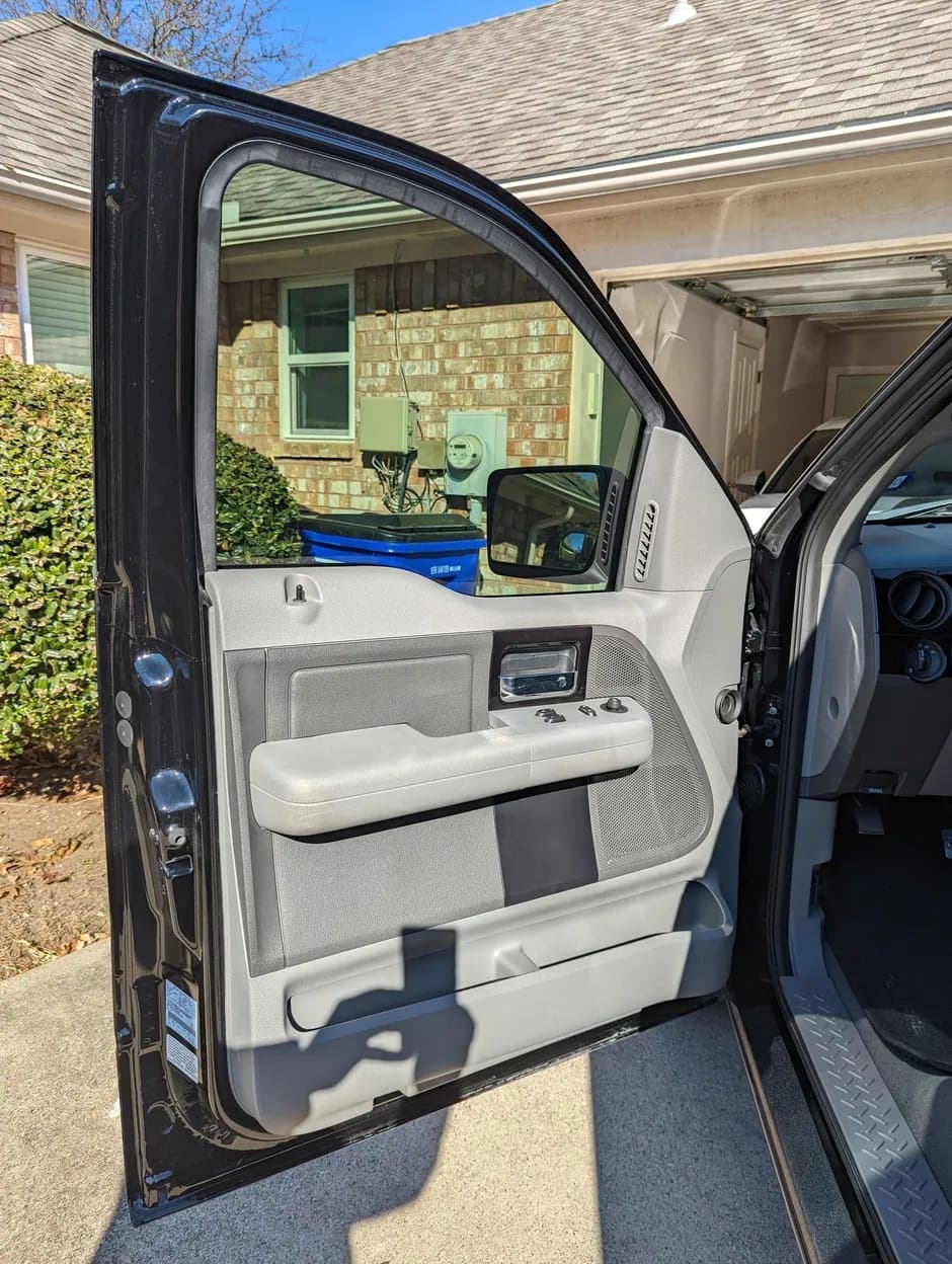 2007 Ford F-150 Roush Nitemare, view