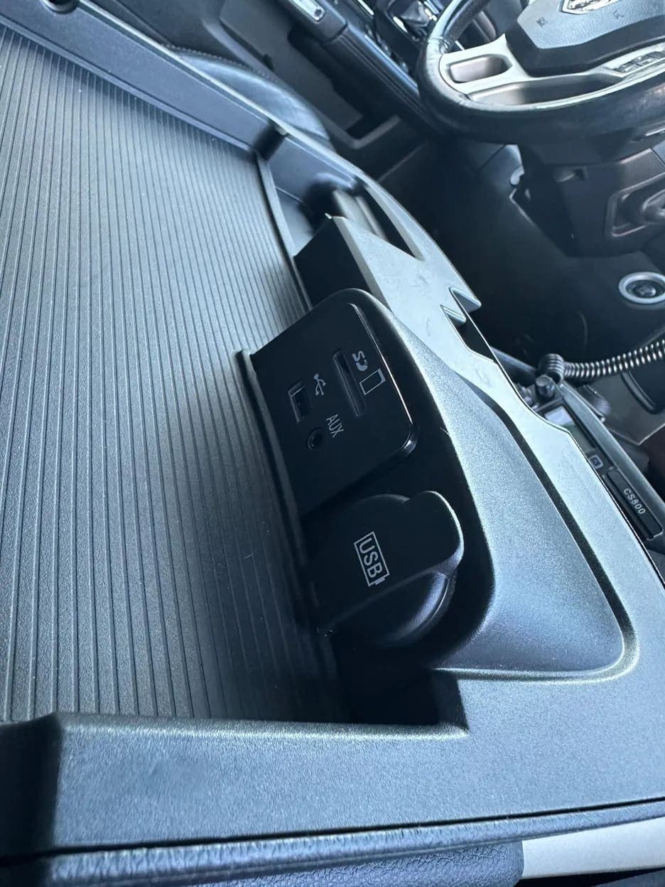 2014 Ram 3500 Laramie, view