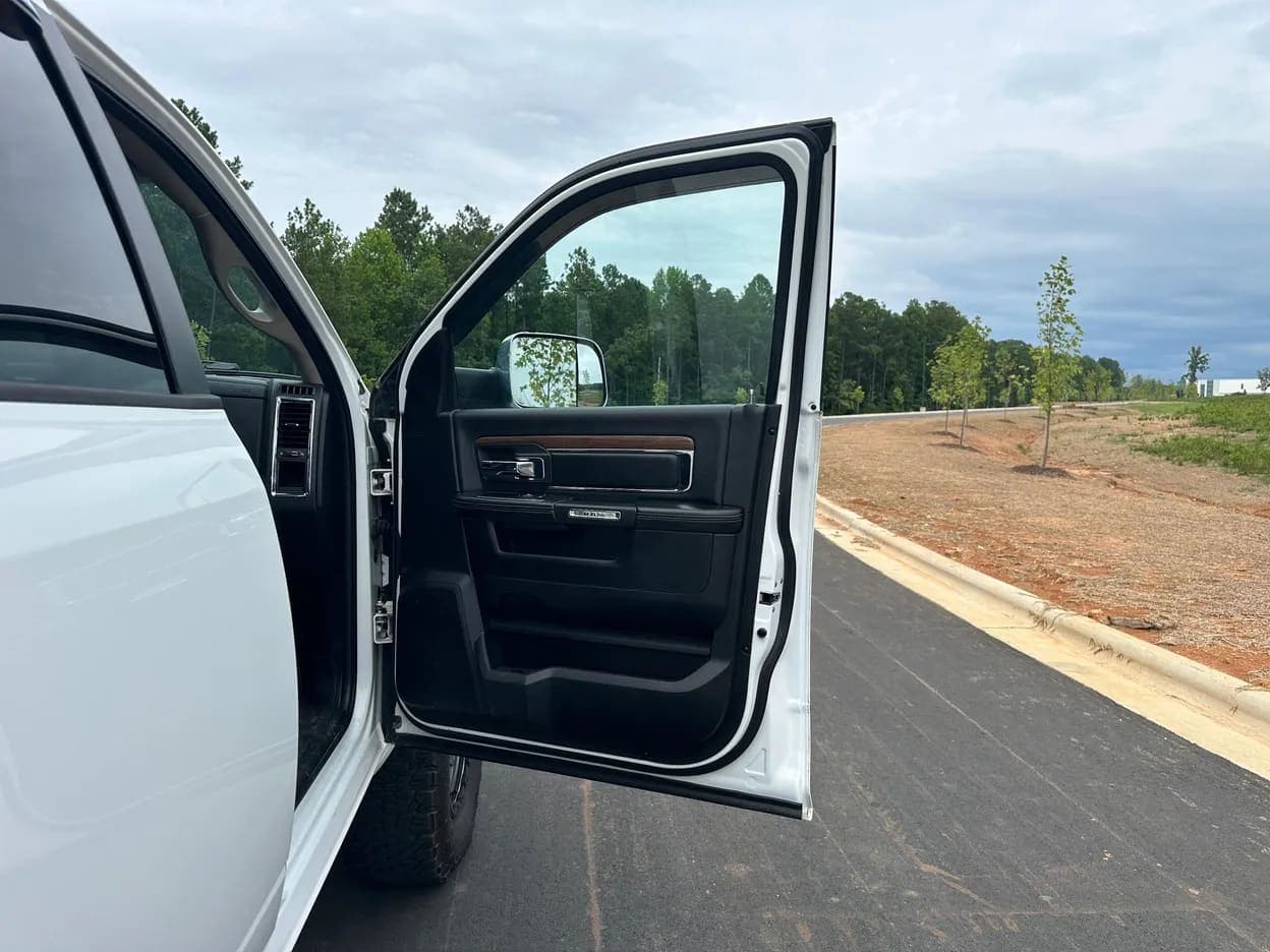 2014 Ram 3500 Laramie, view