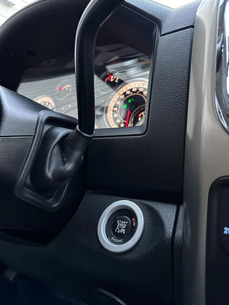 2014 Ram 3500 Laramie, view