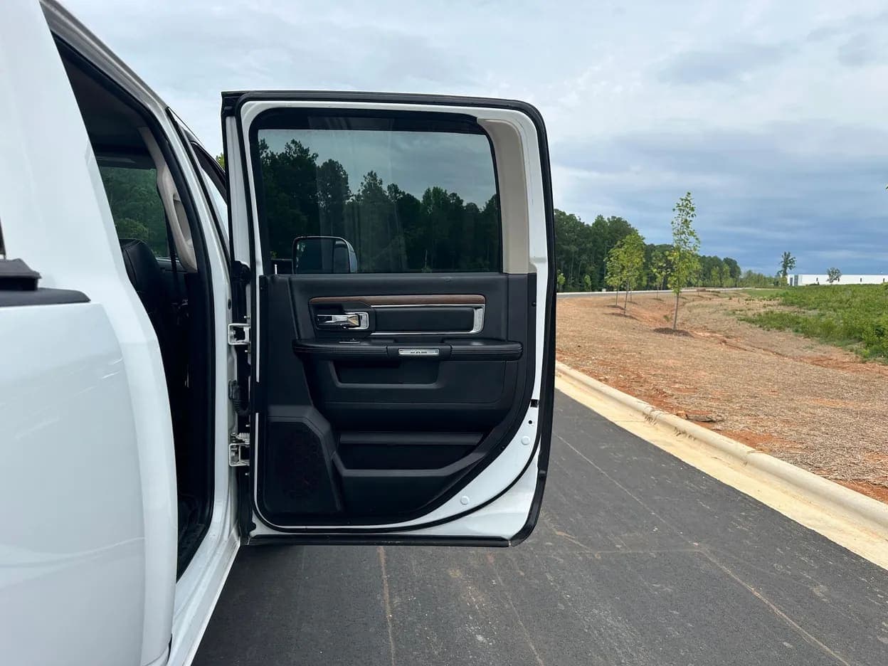 2014 Ram 3500 Laramie, view