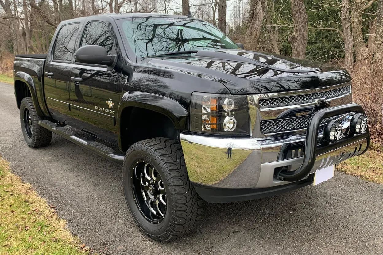 2013 Chevrolet Silverado 1500 LT, view