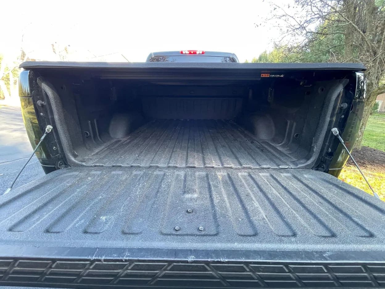 2013 Chevrolet Silverado 1500 LT, view