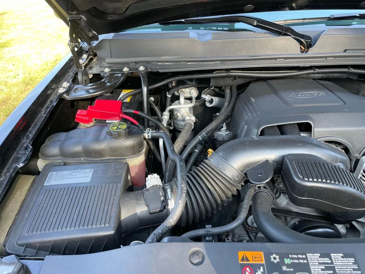 2013 Chevrolet Silverado 1500 LT, view