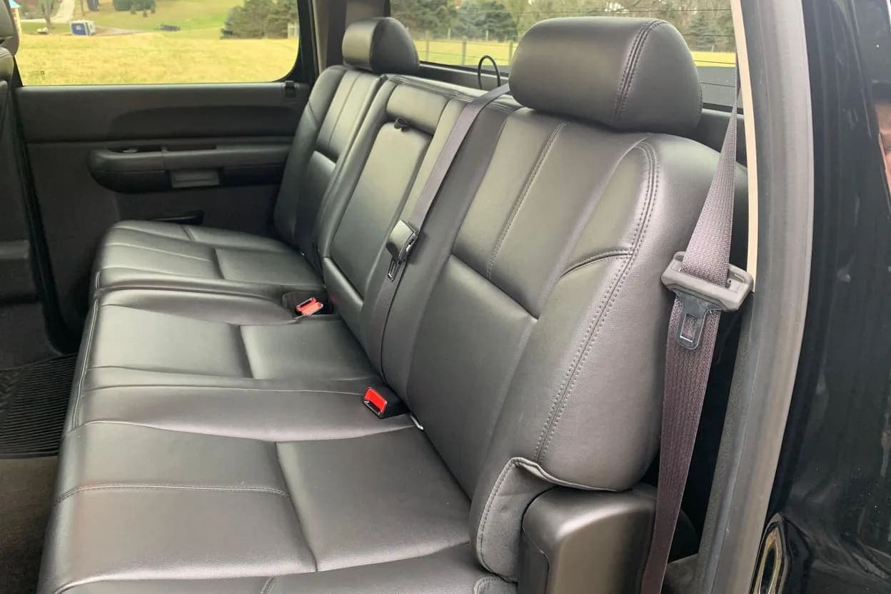 2013 Chevrolet Silverado 1500 LT, view