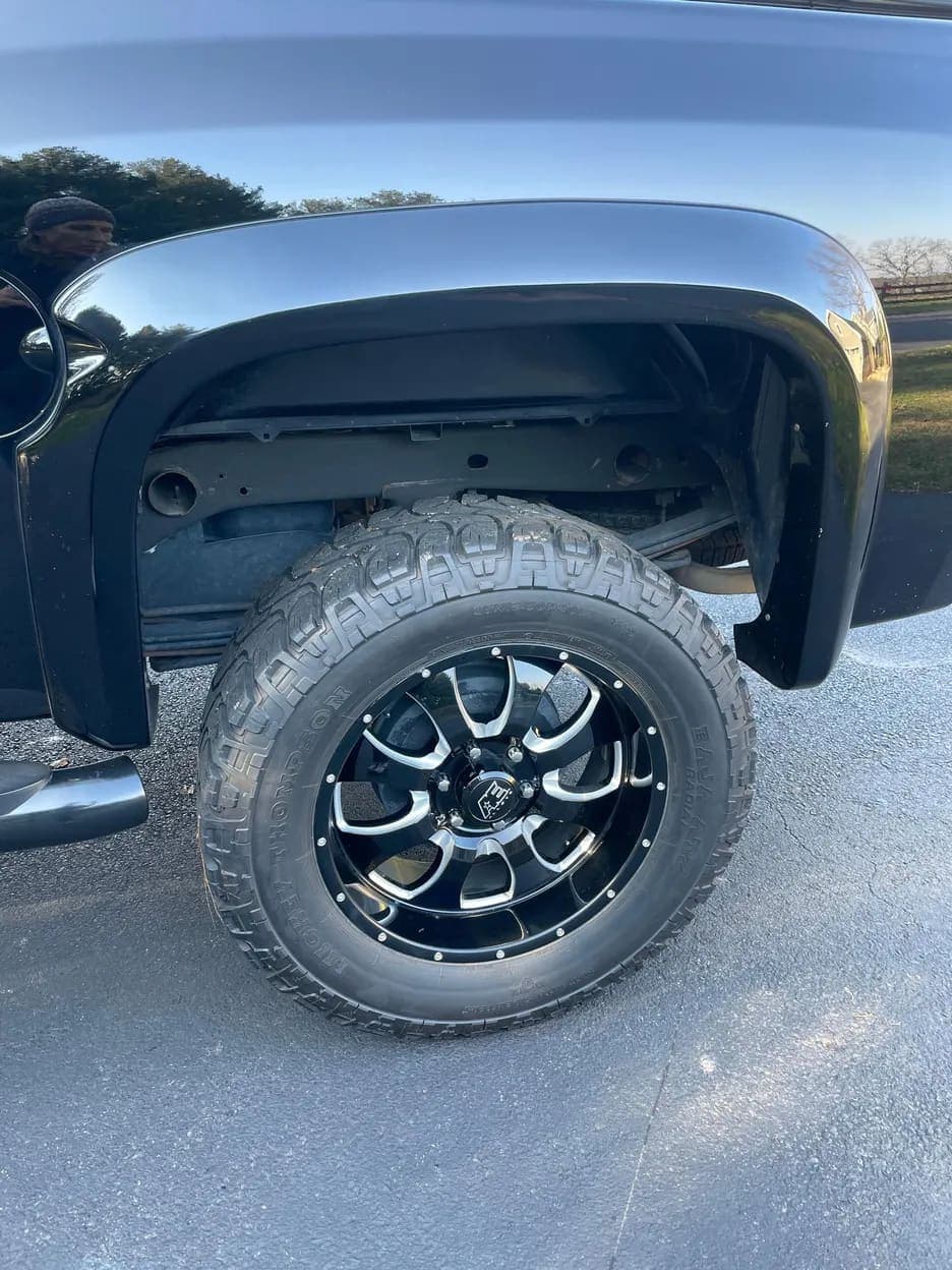 2013 Chevrolet Silverado 1500 LT, view