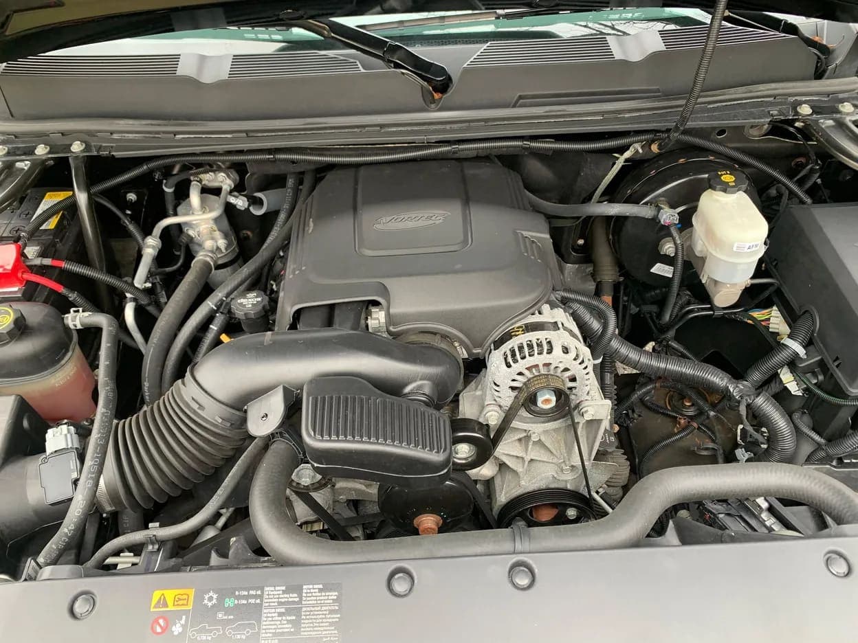 2013 Chevrolet Silverado 1500 LT, view