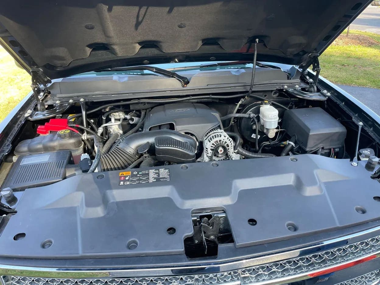 2013 Chevrolet Silverado 1500 LT, view