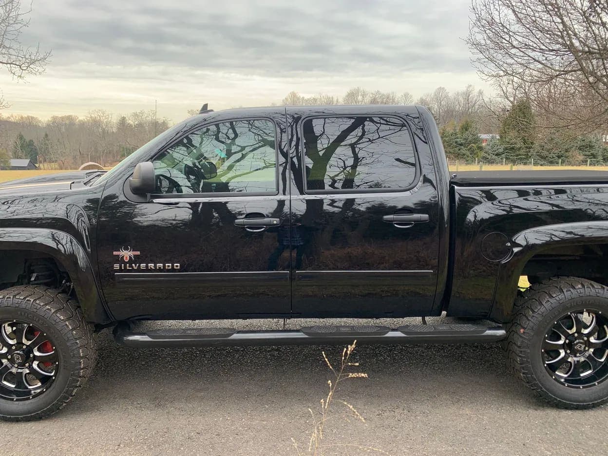 2013 Chevrolet Silverado 1500 LT, view
