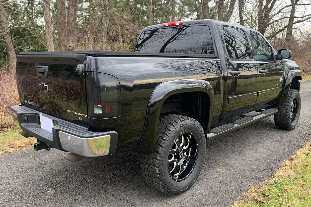 2013 Chevrolet Silverado 1500 LT, view