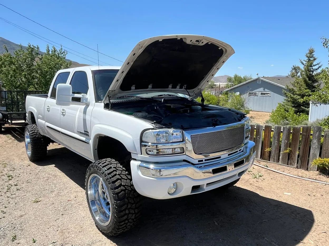 2007 GMC Sierra 2500 HD SLT, view
