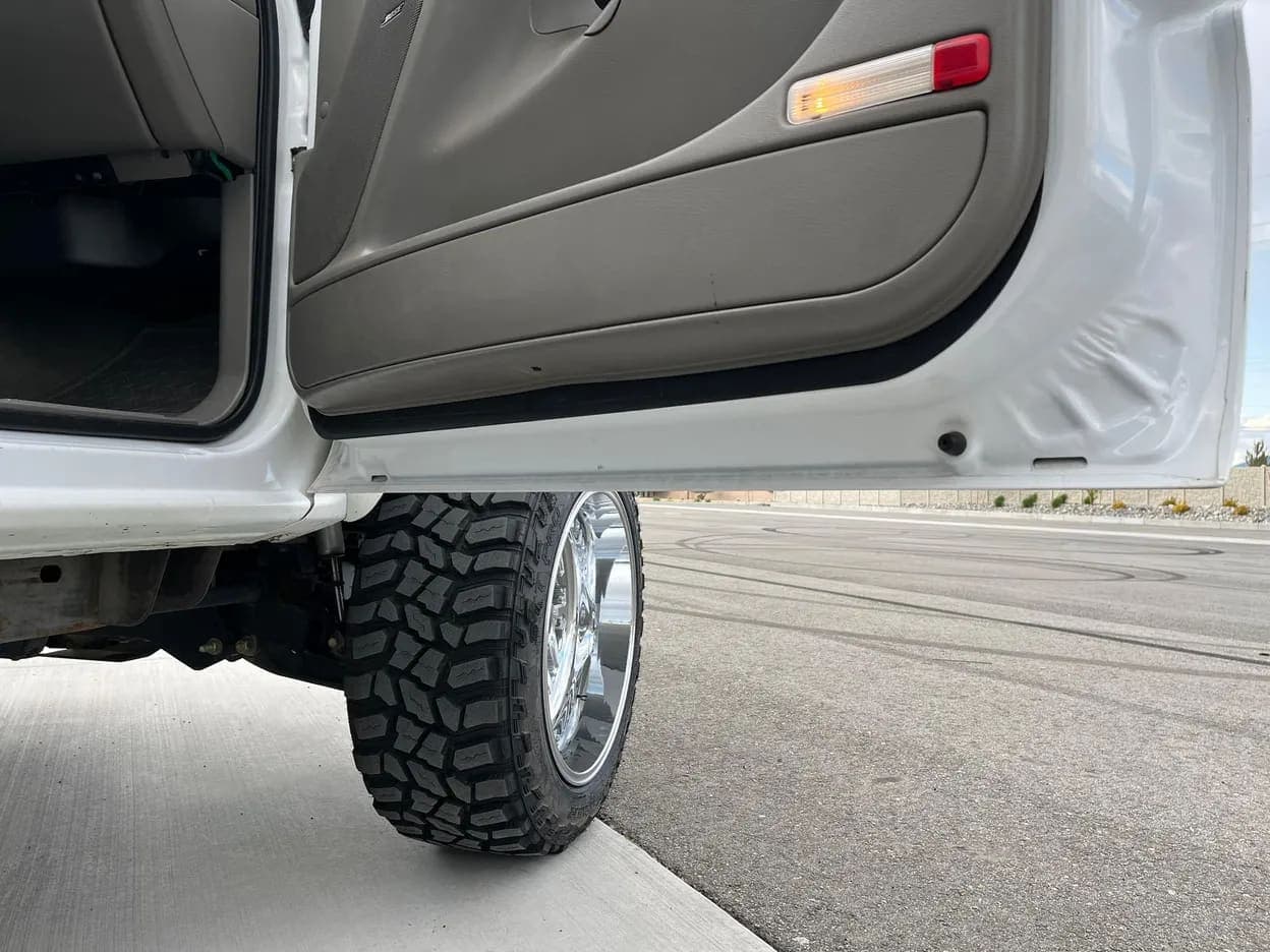 2007 GMC Sierra 2500 HD SLT, view