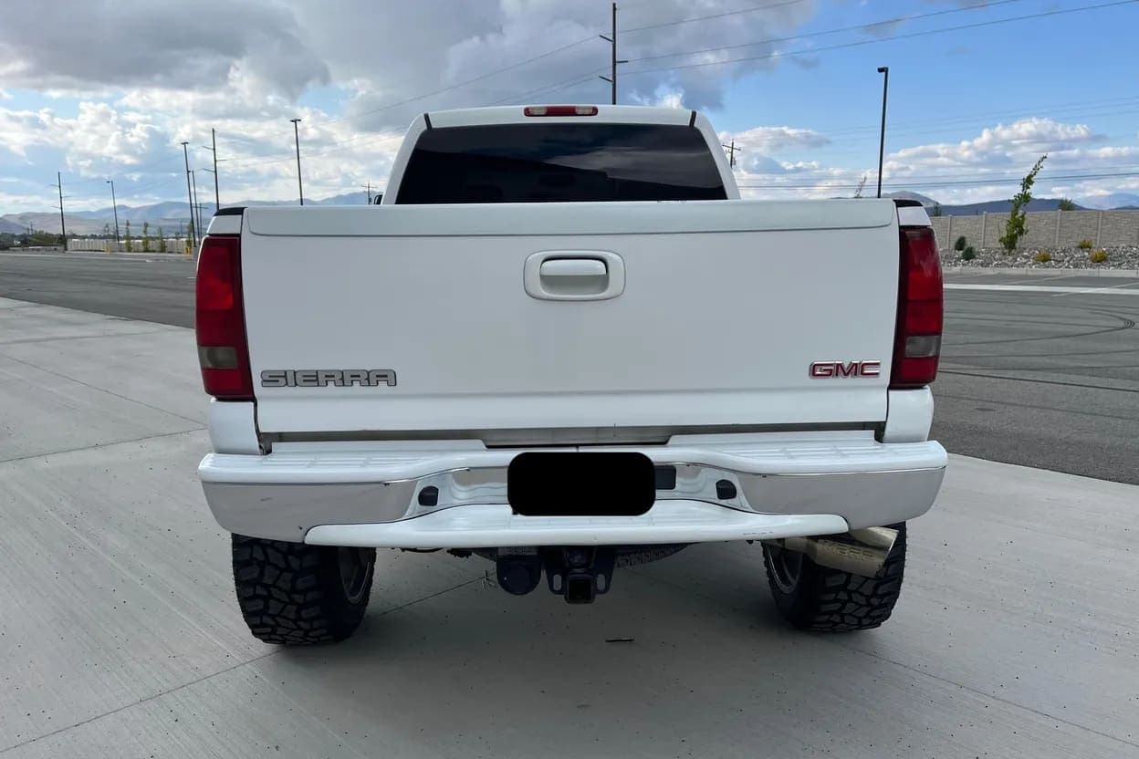 2007 GMC Sierra 2500 HD SLT, view