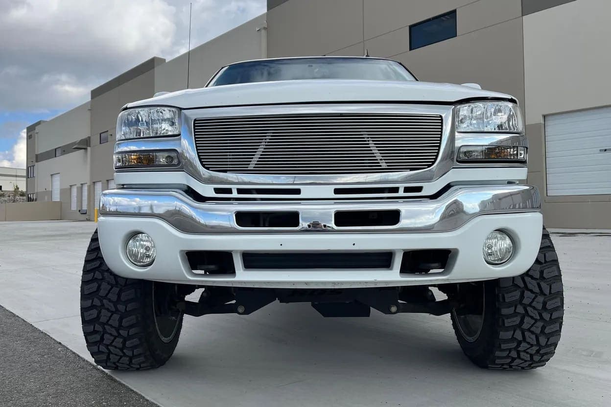 2007 GMC Sierra 2500 HD SLT, view