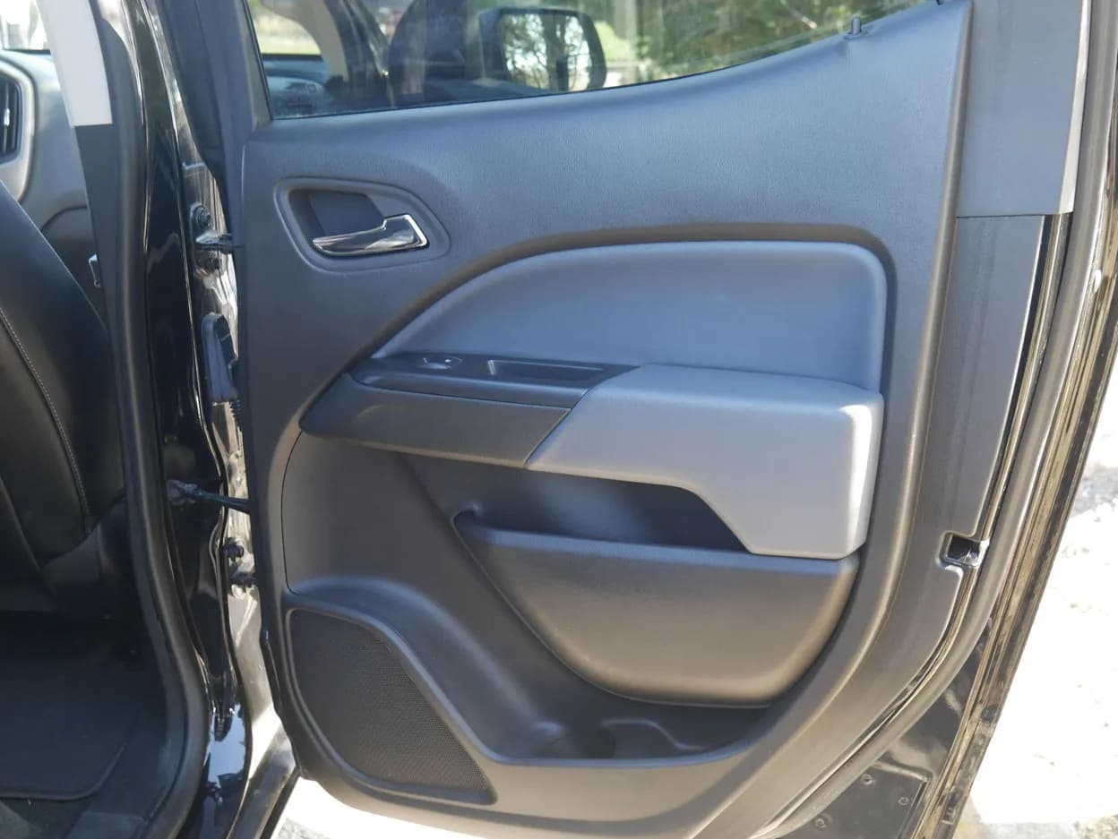 2016 Chevrolet Colorado Z71, view