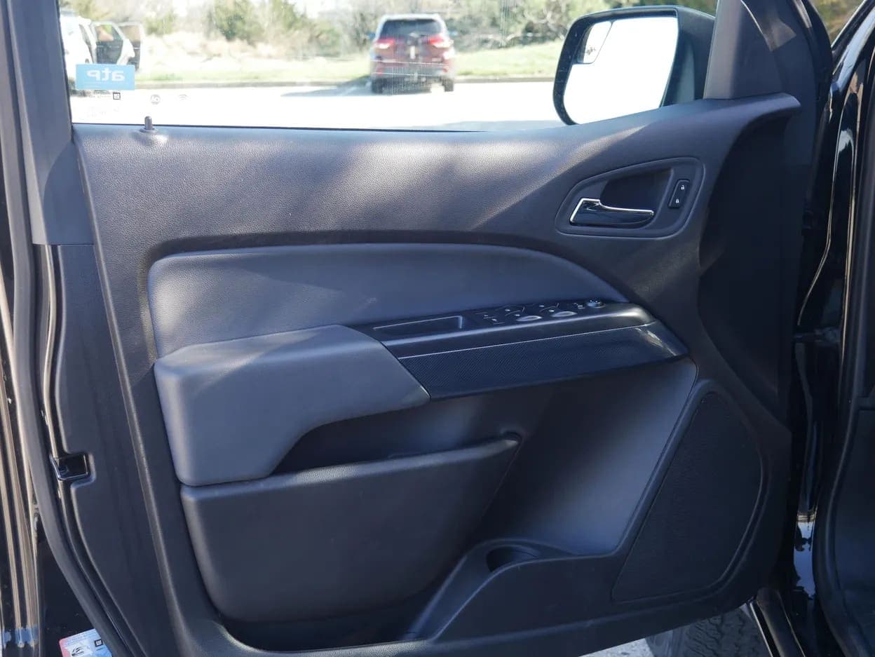 2016 Chevrolet Colorado Z71, view