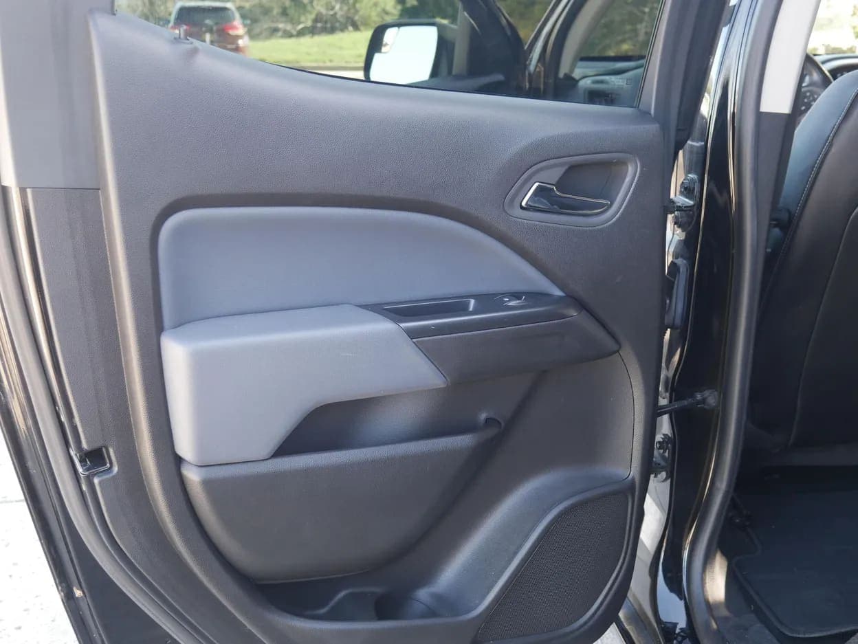 2016 Chevrolet Colorado Z71, view