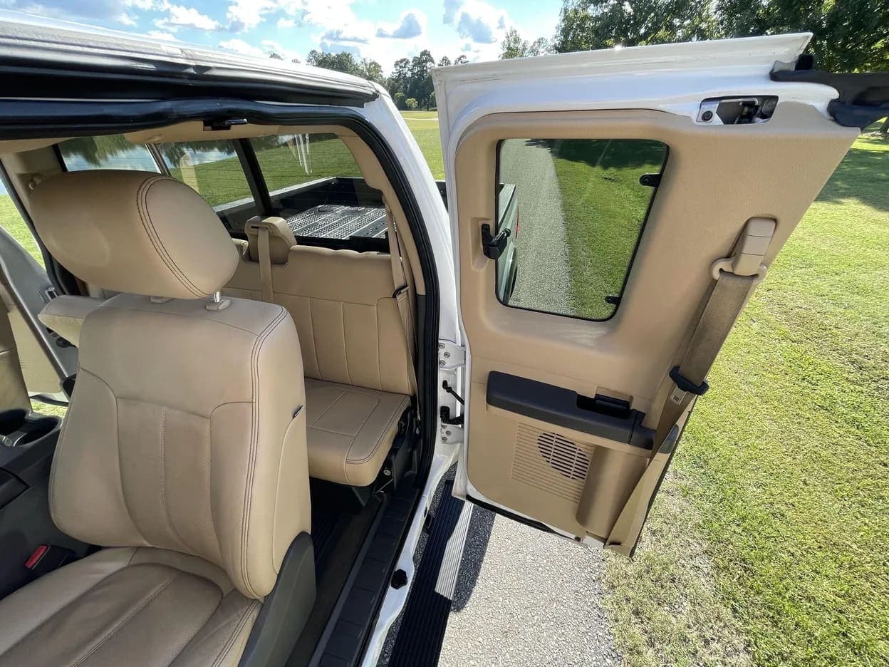 2016 Ford F-250 Super Duty Lariat, view