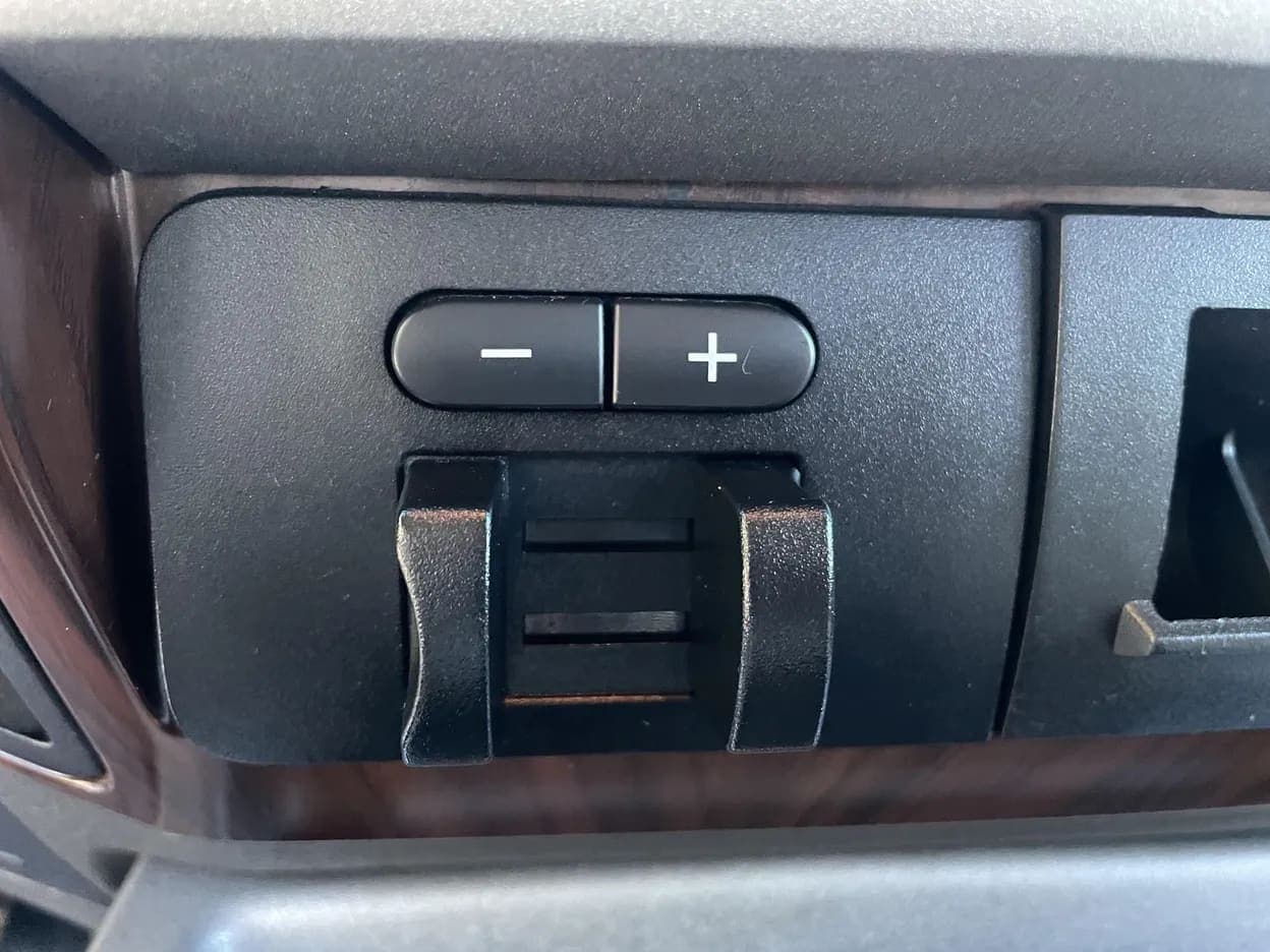 2016 Ford F-250 Super Duty Lariat, view