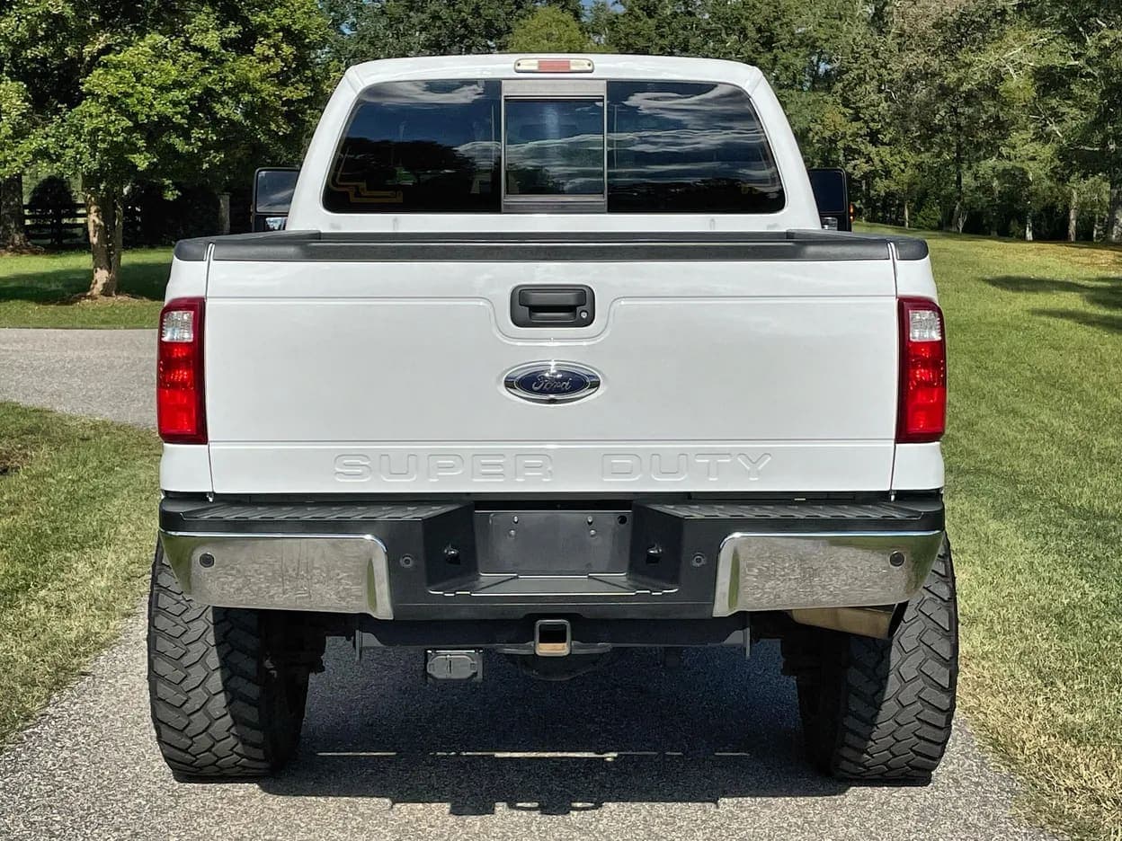 2016 Ford F-250 Super Duty Lariat, view
