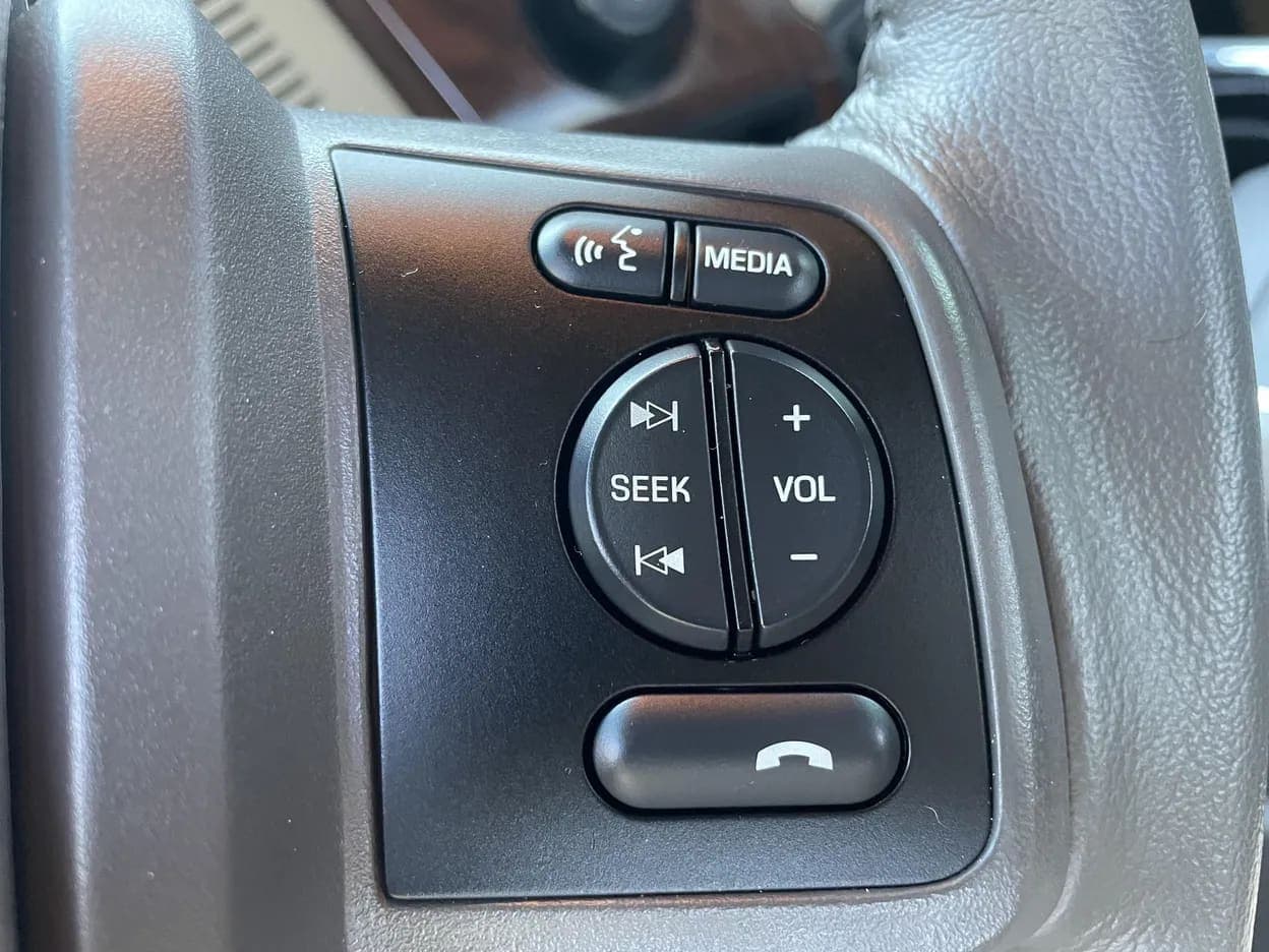 2016 Ford F-250 Super Duty Lariat, view