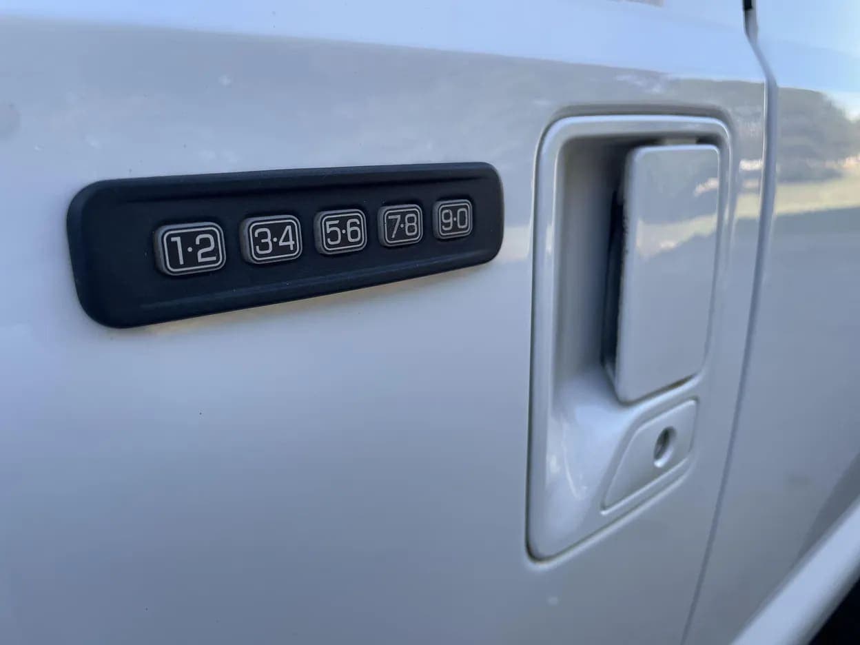 2016 Ford F-250 Super Duty Lariat, view