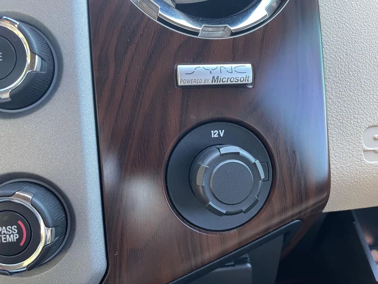 2016 Ford F-250 Super Duty Lariat, view