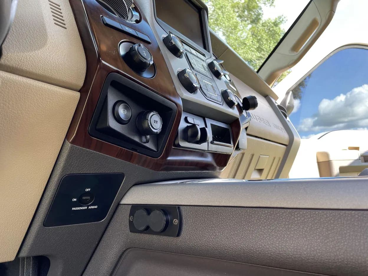 2016 Ford F-250 Super Duty Lariat, view